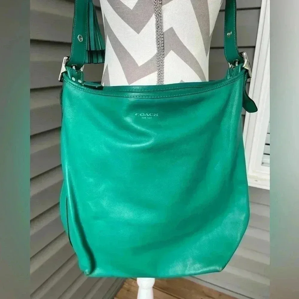 Coach Green Heritage Hobo With Adjustable should strap .